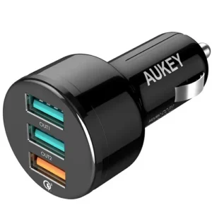 شارژر فندکی فست شارژ Aukey CC-T11 QC3.0 3A PD 42W